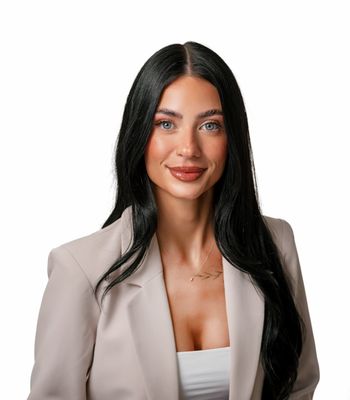 Portrait of Skylr Brickner, REALTOR®.